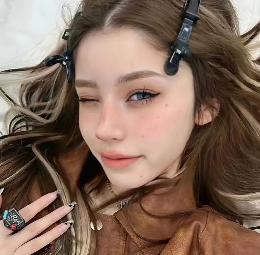 小鸟依人